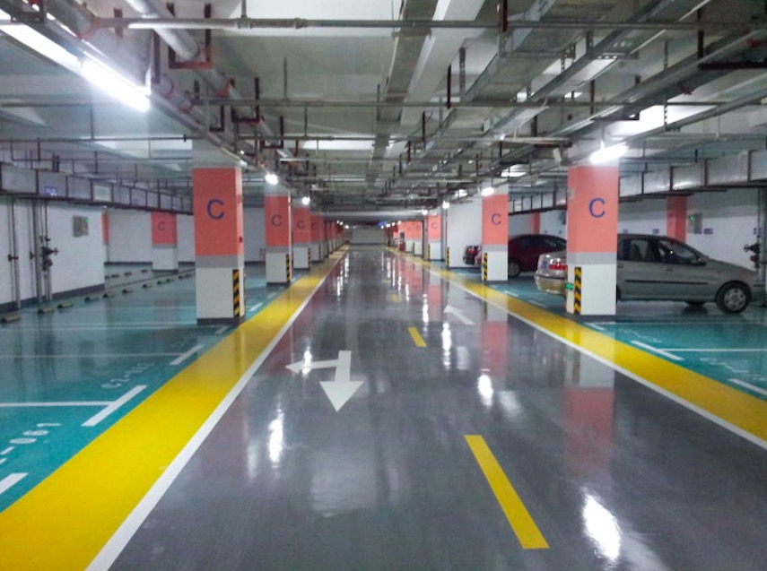 停車場洗地機如何選購,22年洗地機行業經理人告訴你